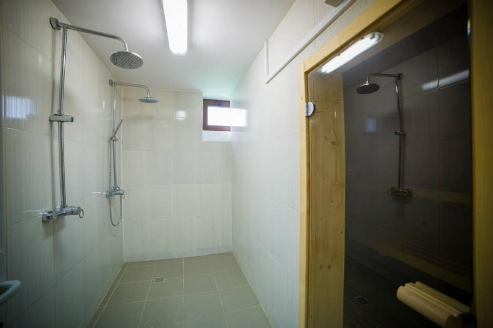 Hotel Gclub Breaza المظهر الخارجي الصورة