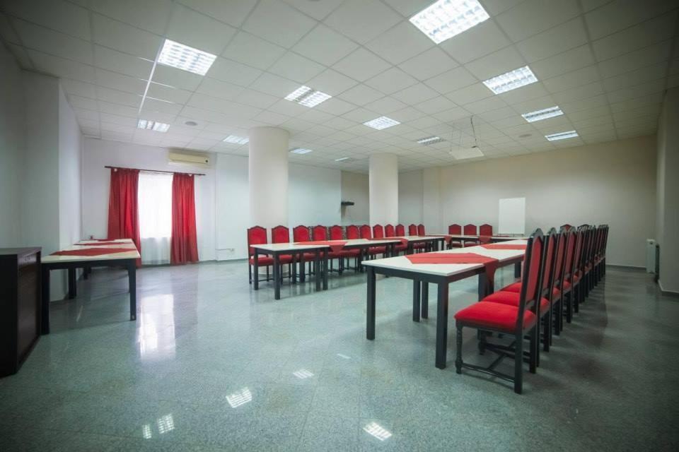 Hotel Gclub Breaza المظهر الخارجي الصورة